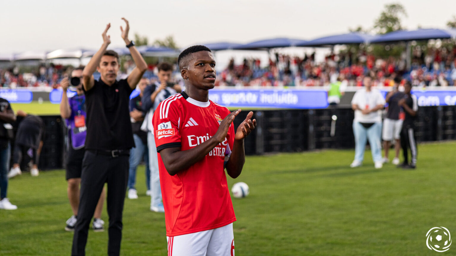 Florentino Luís Reflete sobre Mudança para o Burnley: ‘Momento Certo para Sair do Benfica’ Imagem do artigo