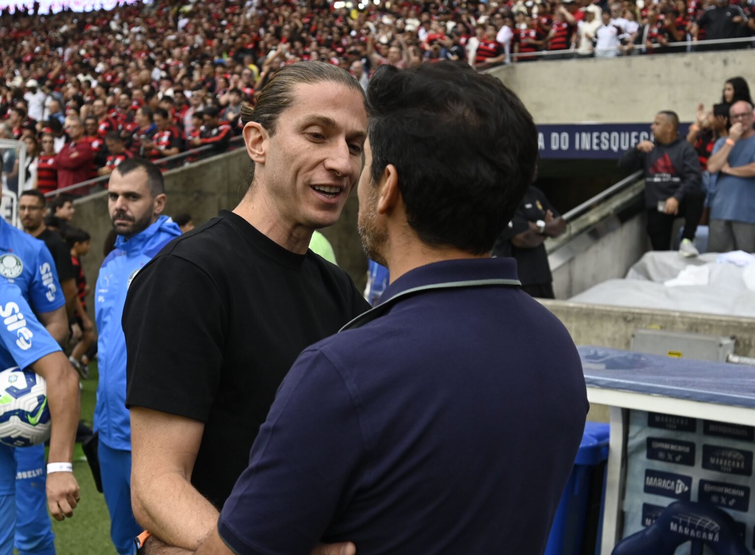 Abel Ferreira e Filipe Luís estão entre os 10 melhores técnicos do mundo em 2025