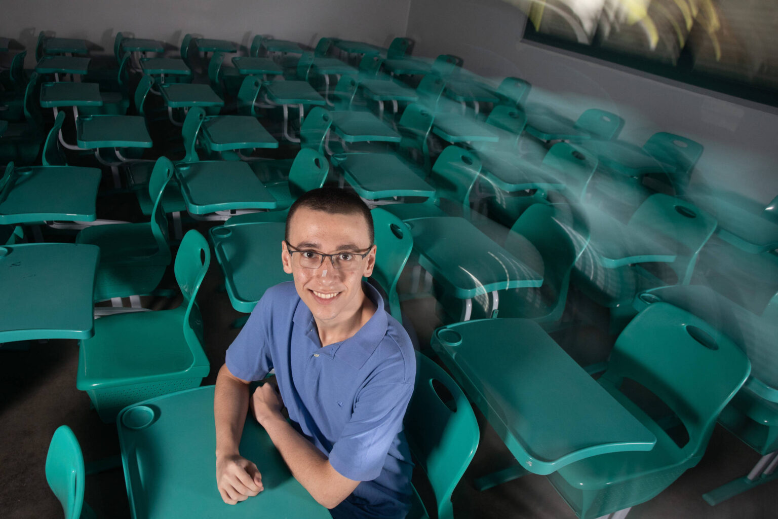 Aos 18 Anos, Lucas Vêncio Conquista 1º Lugar no Vestibular do ITA com Curiosidade e Dedicação Aos 18 Anos, Lucas Vêncio Conquista 1º Lugar no Vestibular do ITA com Curiosidade e Dedicação