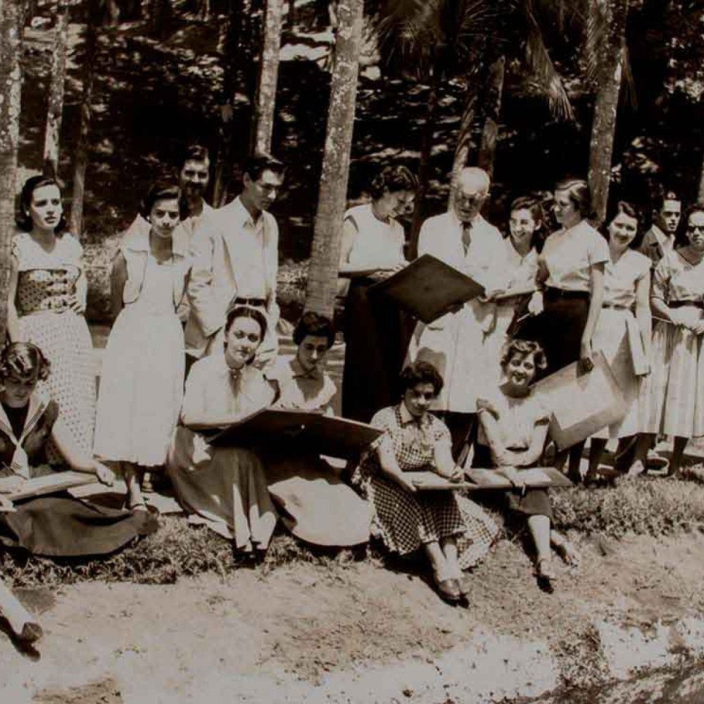 Exposição Celebra 55 Anos do Palácio das Artes com Atraente Linha do Tempo Exposição Celebra 55 Anos do Palácio das Artes com Atraente Linha do Tempo