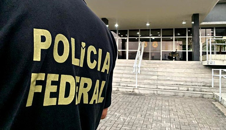 Polícia Federal realiza prisão de irlandês em São Luís/MA para deportação Polícia Federal realiza prisão de irlandês em São Luís/MA para deportação