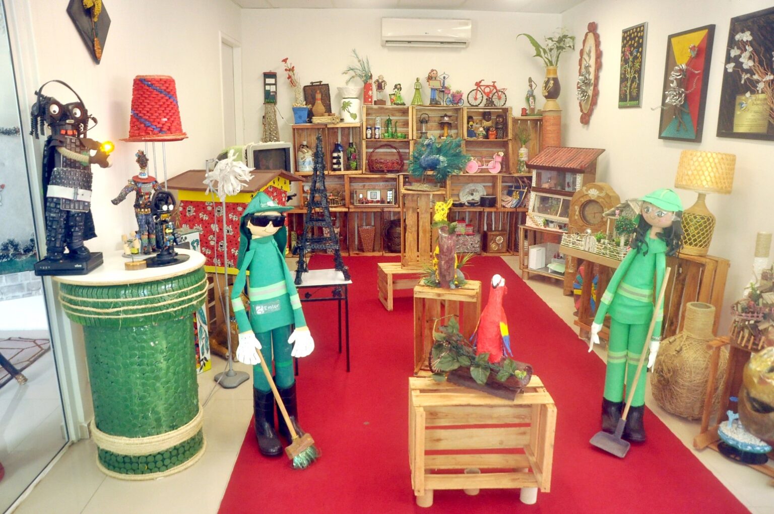 Ações de Arte e Cultura da Emlur Impulsionam a Educação Ambiental em 2025 Ações de Arte e Cultura da Emlur Impulsionam a Educação Ambiental em 2025