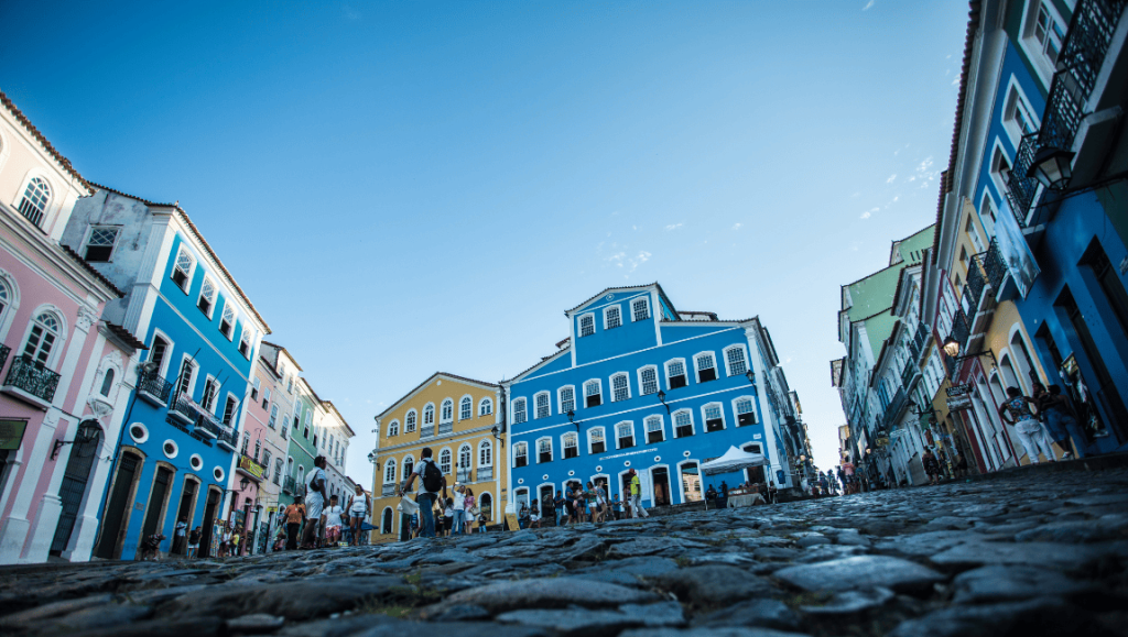 Afroturismo no Verão: Descubra Experiências Culturais e Memórias pelo Brasil Afroturismo no Verão: Descubra Experiências Culturais e Memórias pelo Brasil