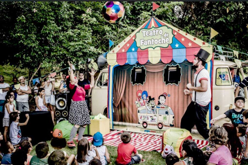 Cultura como Pacto Social: A Importância das Manifestações Coletivas