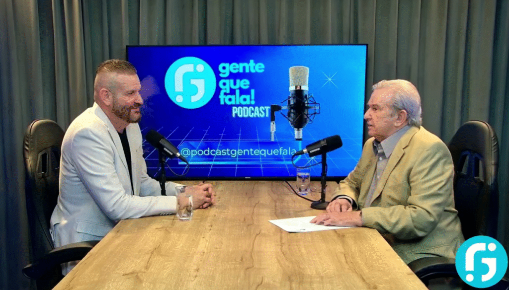 Desafios da Educação em Debate: Alessandro Soares no Podcast Gente que Fala