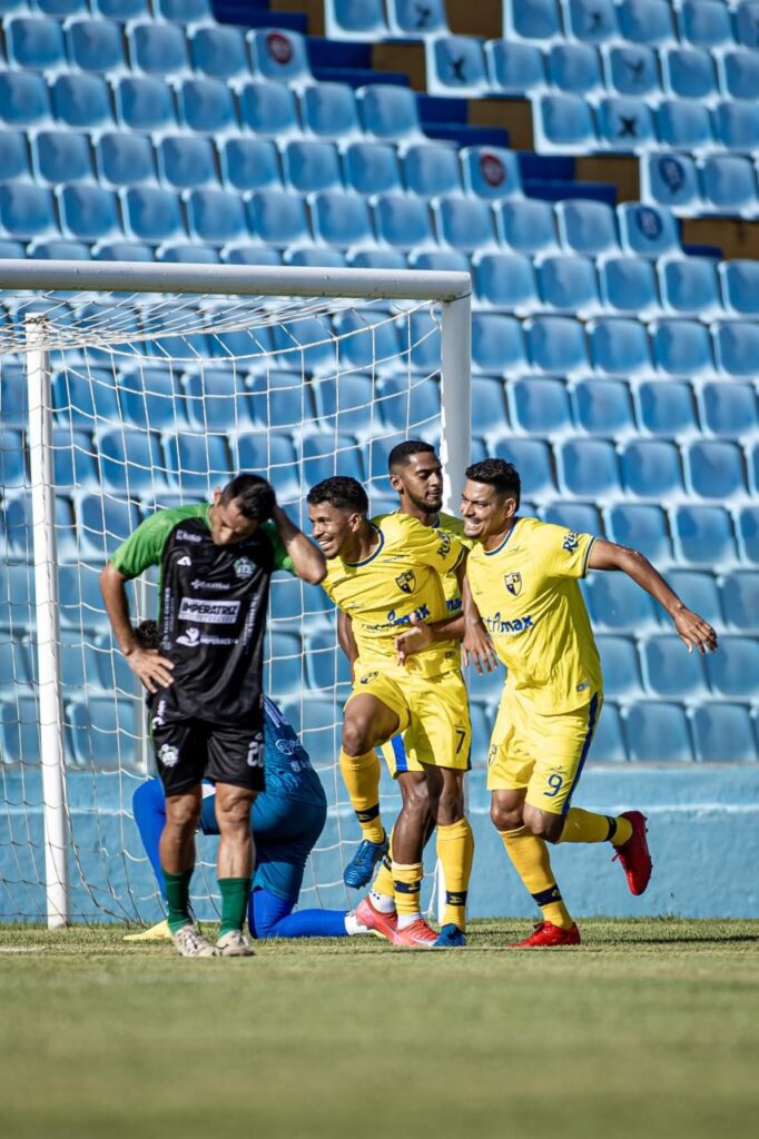 IAPE Conquista Vitória no Maranhense e Assume Vice-Liderança