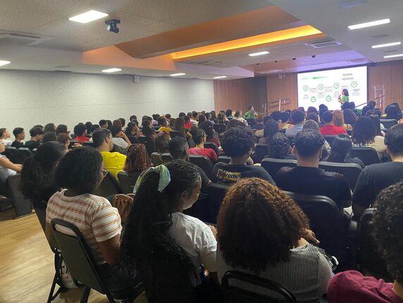 Integração de Jovens Aprendizes no Senac: Um Novo Capítulo para o Mercado de Trabalho Integração de Jovens Aprendizes no Senac: Um Novo Capítulo para o Mercado de Trabalho