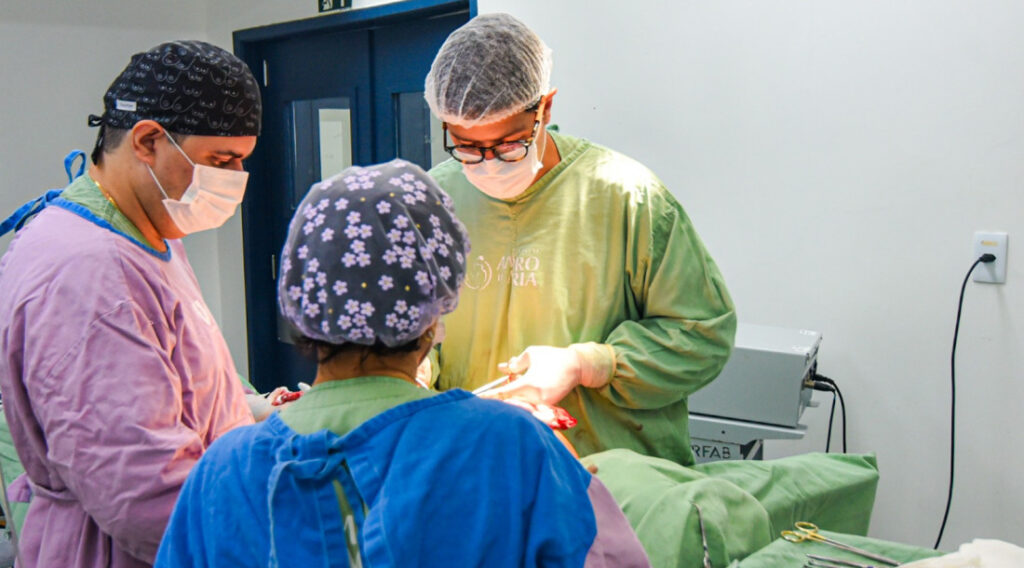 Programa Opera Sergipe Revoluciona a Saúde da Mulher com Mamoplastias Redutoras Programa Opera Sergipe Revoluciona a Saúde da Mulher com Mamoplastias Redutoras