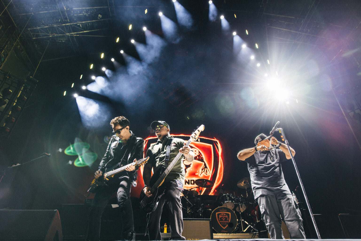 Raimundos Abre Show do Guns N’ Roses em São Luís: Um Marco no Rock Nacional