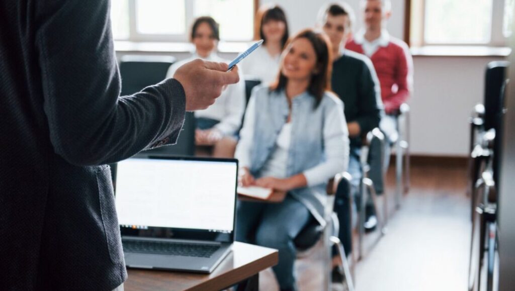 Senac abre seleção para diretor de escola de idiomas em São Luís