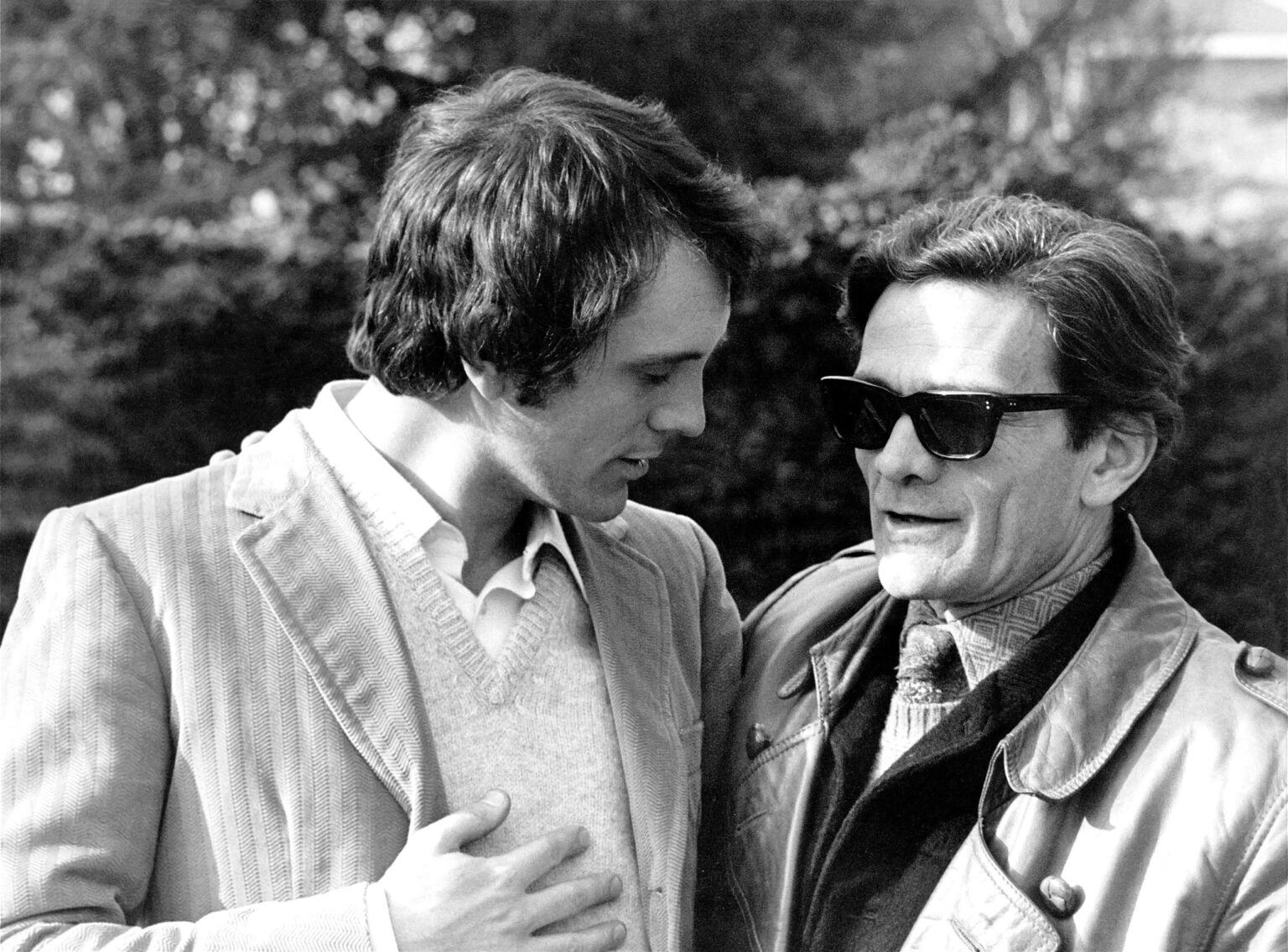 Teorema e a Revitalização de Pasolini: Uma Reflexão sobre a Cultura de Massas Teorema e a Revitalização de Pasolini: Uma Reflexão sobre a Cultura de Massas