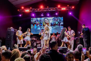 Verão no Pelourinho: Márcia Freire e OQuadro Brilham em Apresentações Imperdíveis Verão no Pelourinho: Márcia Freire e OQuadro Brilham em Apresentações Imperdíveis