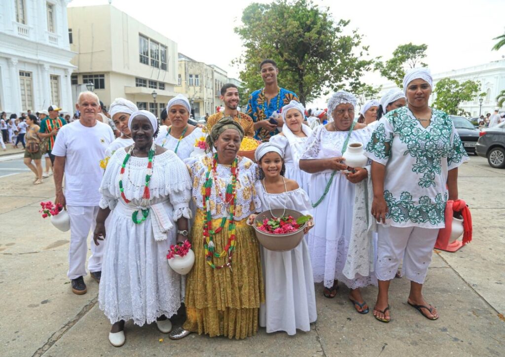 Banho de Axé: Cortejo Cultural Une 130 Grupos em São Luís em Pré-Carnaval 2026