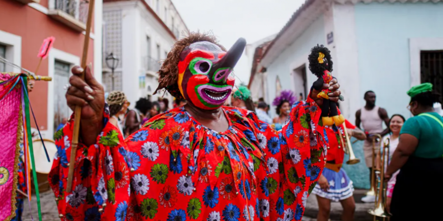 Célia Sampaio Lança Música ‘Uh Lalá Fofão’ e Celebra a Cultura Maranhense Célia Sampaio Lança Música 'Uh Lalá Fofão' e Celebra a Cultura Maranhense