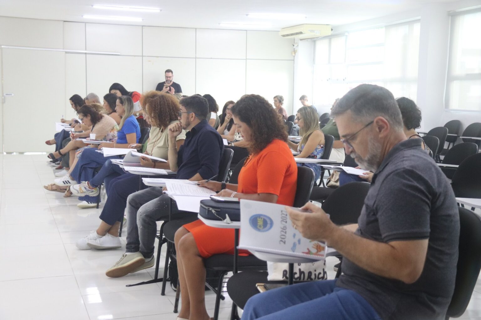 Conselho Municipal de Educação de Caraguatatuba empossa novos membros para 2026–2027