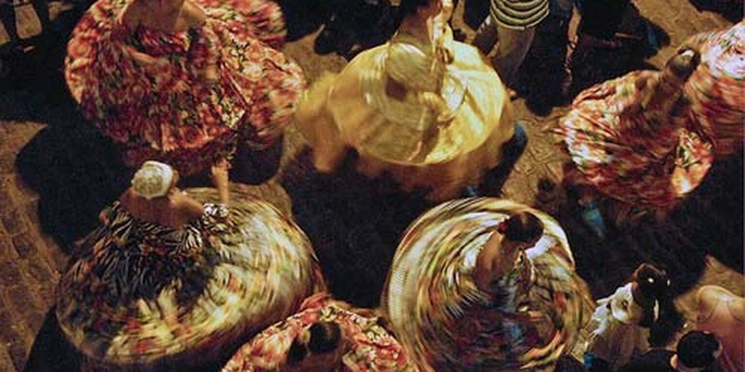 Cortejo dos Tambores Silenciosos em Olinda: Uma Celebração da Cultura Afro-Brasileira