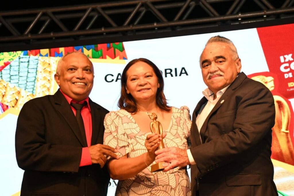 Fecomércio e Órgãos Vinculados Recebem Prêmio Cazumbá de Turismo