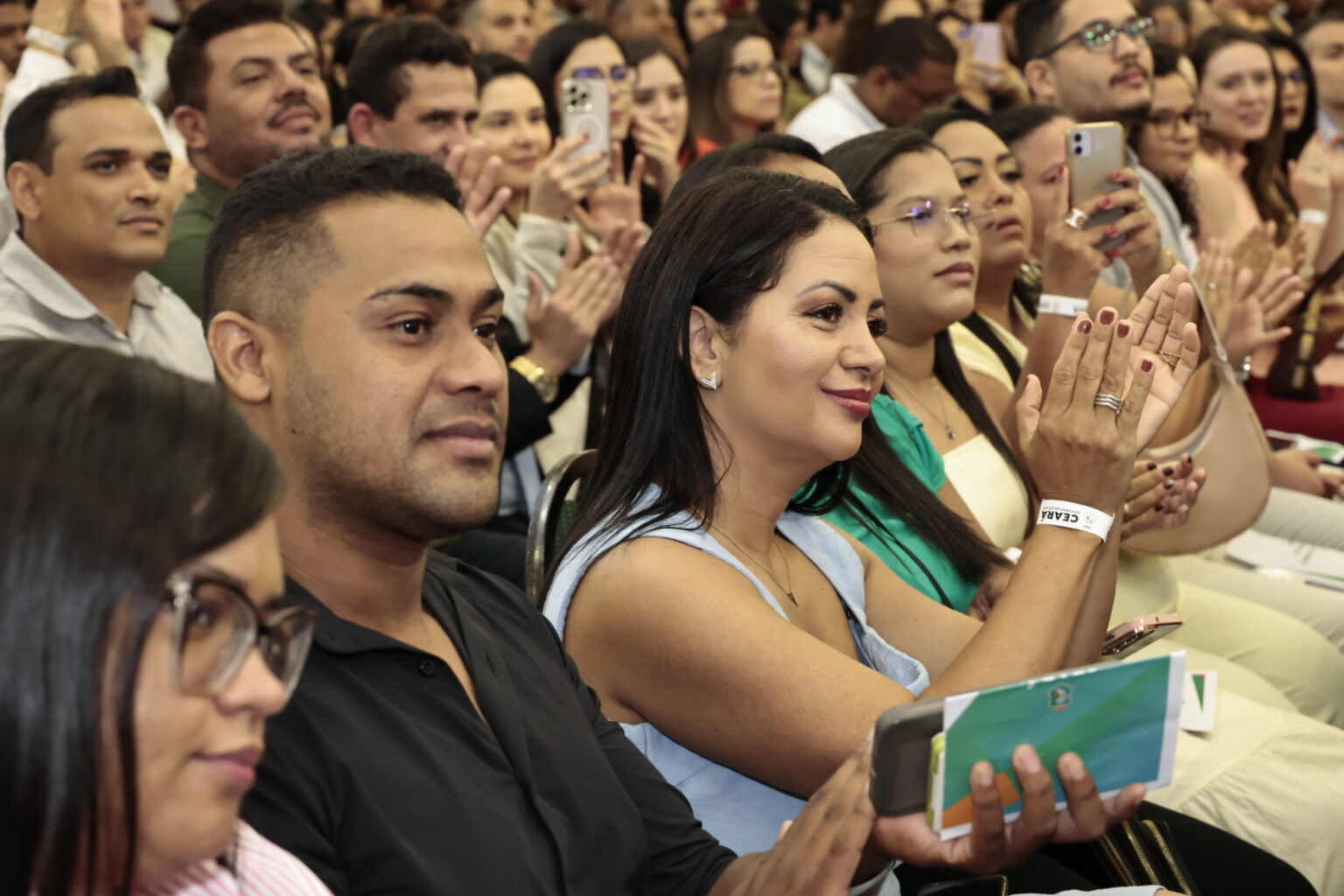 Governo do Ceará Nomeia 1.311 Profissionais para Fortalecer a Saúde Pública