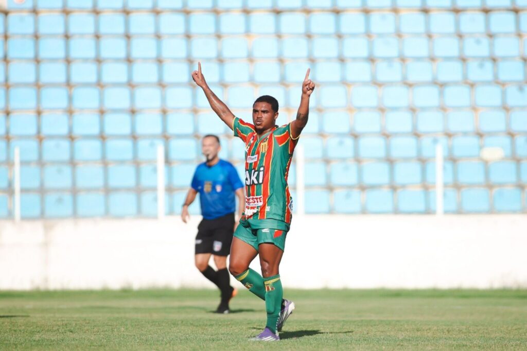 Moto Club Empata e Mantém Sampaio Corrêa na Semifinal do Campeonato Estadual
