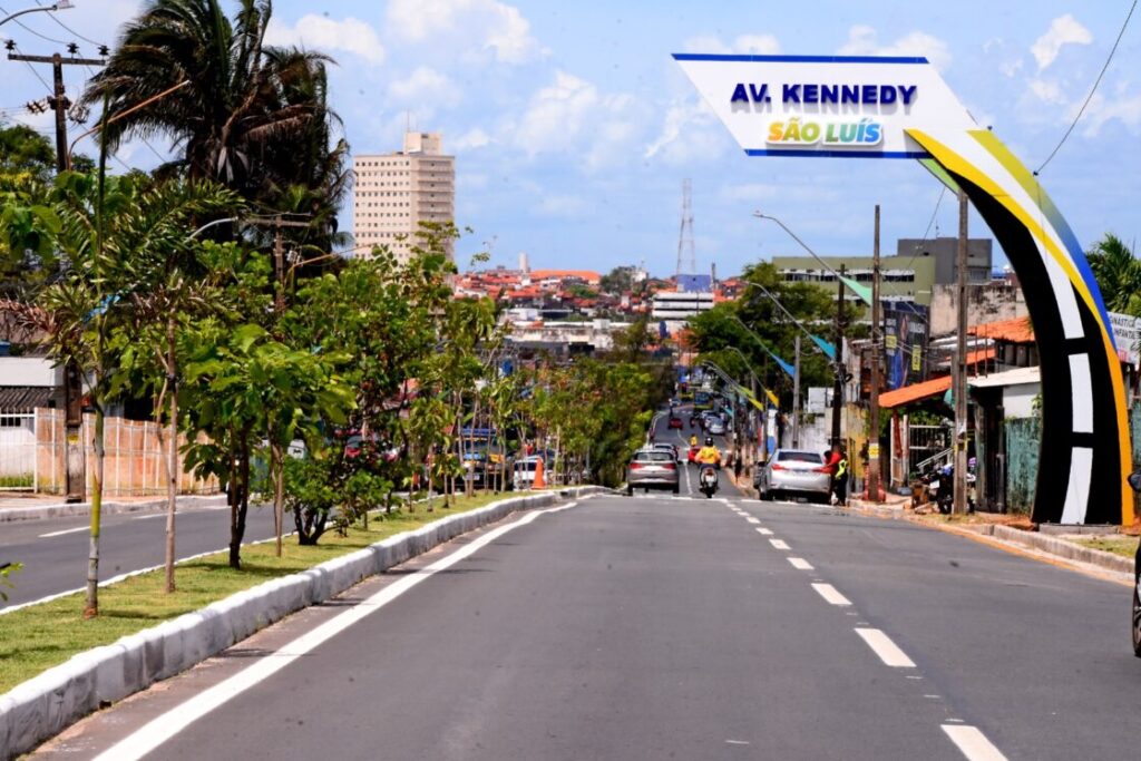 Obras na Avenida Kennedy em São Luís: Inauguração e Novo Ecoponto Obras na Avenida Kennedy em São Luís: Inauguração e Novo Ecoponto