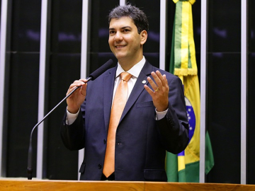Expectativa Aumenta sobre Decisão de Eduardo Braide e Repercussões na Disputa pelo Governo do Maranhão Expectativa Aumenta sobre Decisão de Eduardo Braide e Repercussões na Disputa pelo Governo do Maranh