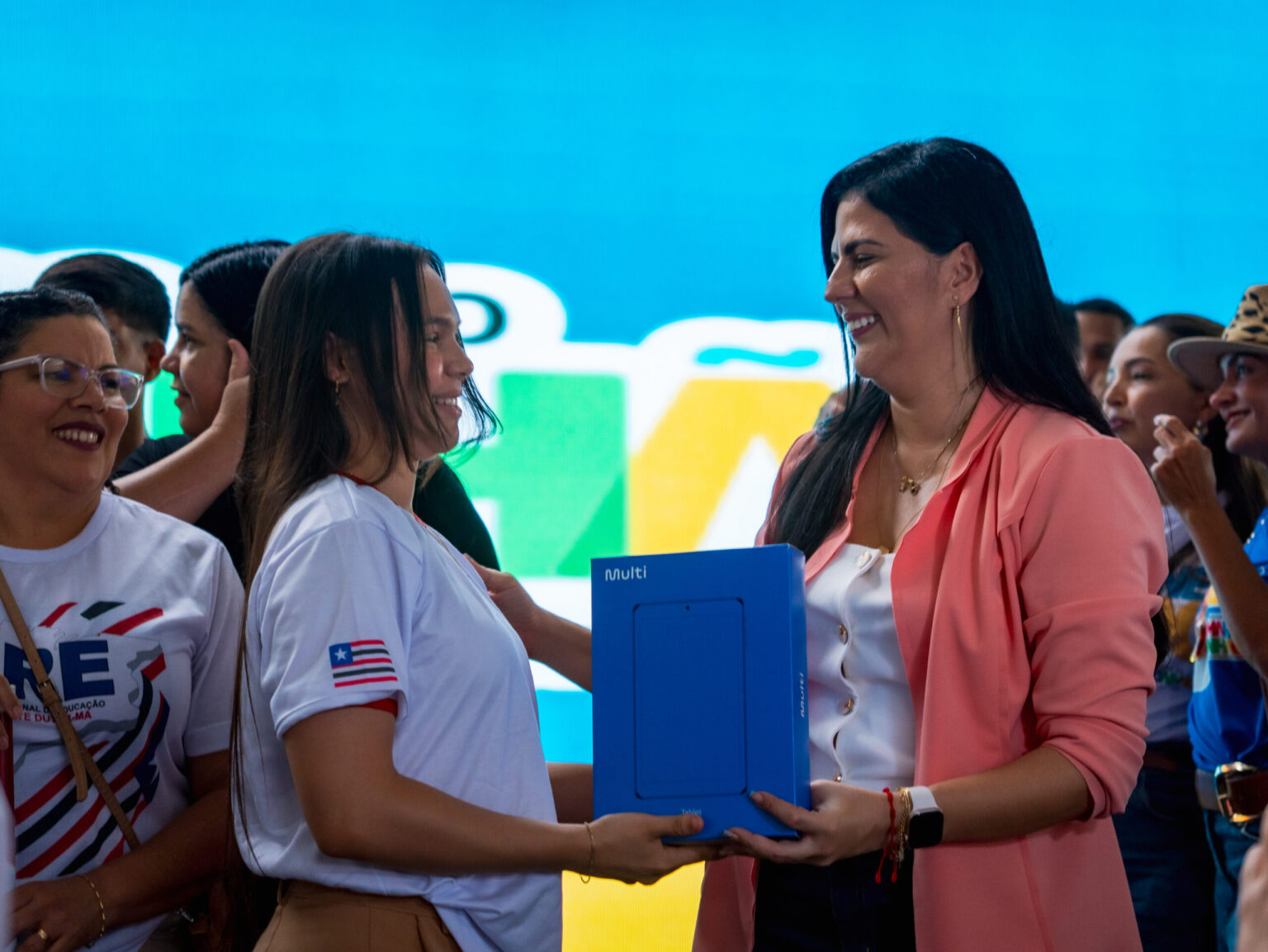 Mais de 20 mil Tablets Entregues em Apenas 24 Horas no Maranhão: Um Passo para a Inclusão Digital