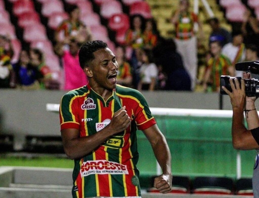 Maurício é o Novo Reforço do MAC e Já se Junta ao Elenco