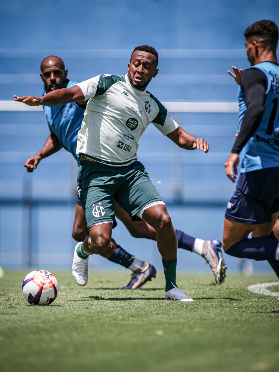 Permanência de Maranhão Intensifica Competição no Ataque do Guarani