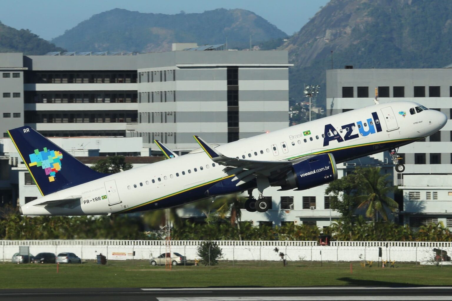 Azul Amplia Frequência de Voos entre São Luís e Imperatriz para as Festividades Juninas