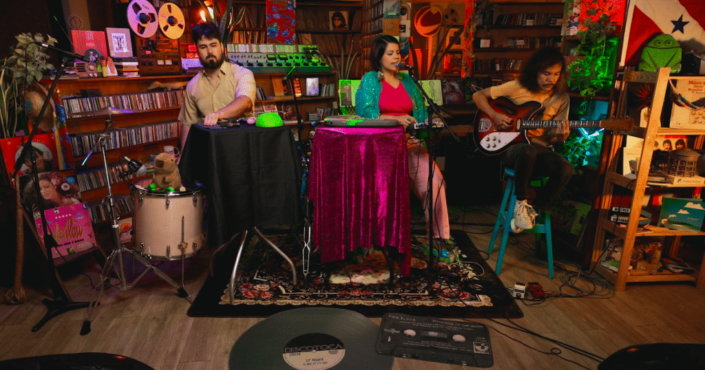 Banda Naïf Encanta no Discotoca: Uma Viagem Musical pelo Pará