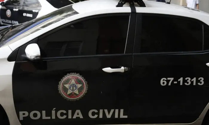 Casal é Detido com Contrabando de Canetas Emagrecedoras e Anabolizantes do Paraguai Casal é Detido com Contrabando de Canetas Emagrecedoras e Anabolizantes do Paraguai