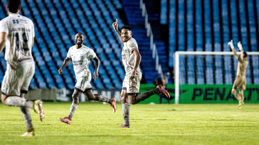 Ceará Garante Classificação nas Quartas de Final da Copa do Nordeste com Vitória sobre Maranhão