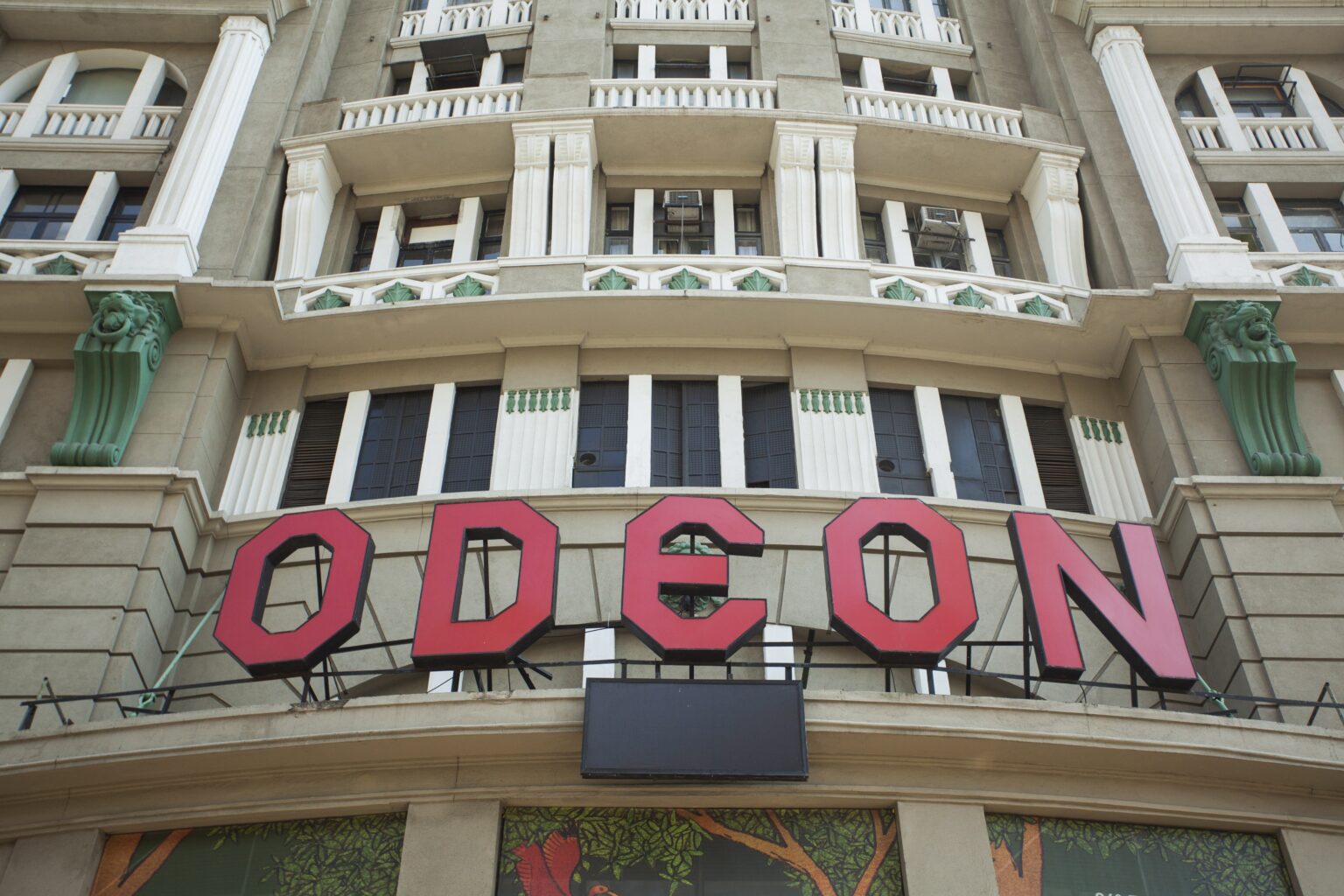 Cine Odeon Comemora 100 Anos: Memórias de um Ícone do Cinema Carioca