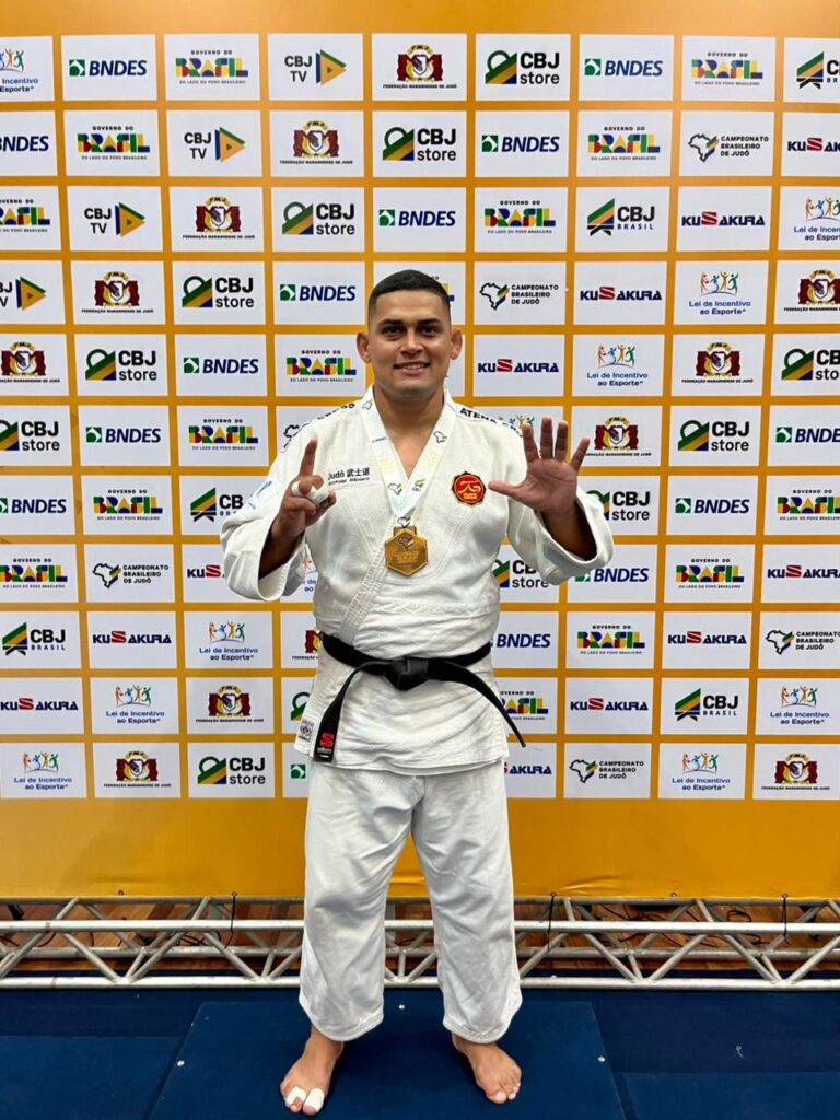 Judoca Paraense Conquista Ouro e Visa Inspirar a Nova Geração de Atletas Judoca Paraense Conquista Ouro e Visa Inspirar a Nova Geração de Atletas
