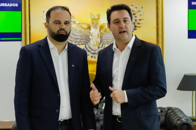 Ratinho Junior Cria Força-tarefa para Restauração do Instituto Estadual de Educação de Paranaguá Ratinho Junior Cria Força-tarefa para Restauração do Instituto Estadual de Educação de Paranaguá