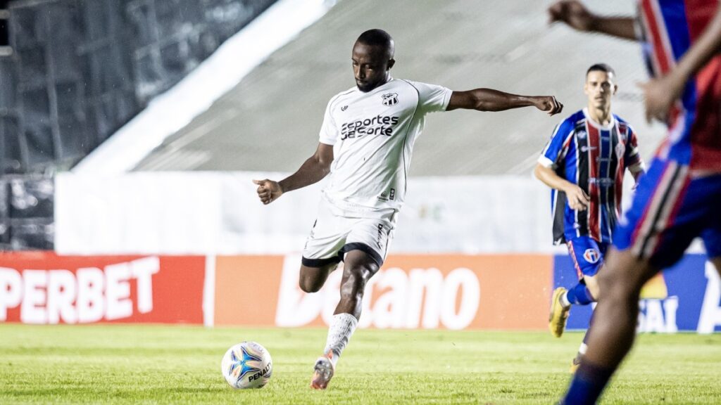 Ceará Enfrenta Sport em Busca do G4 e da Liderança na Série B