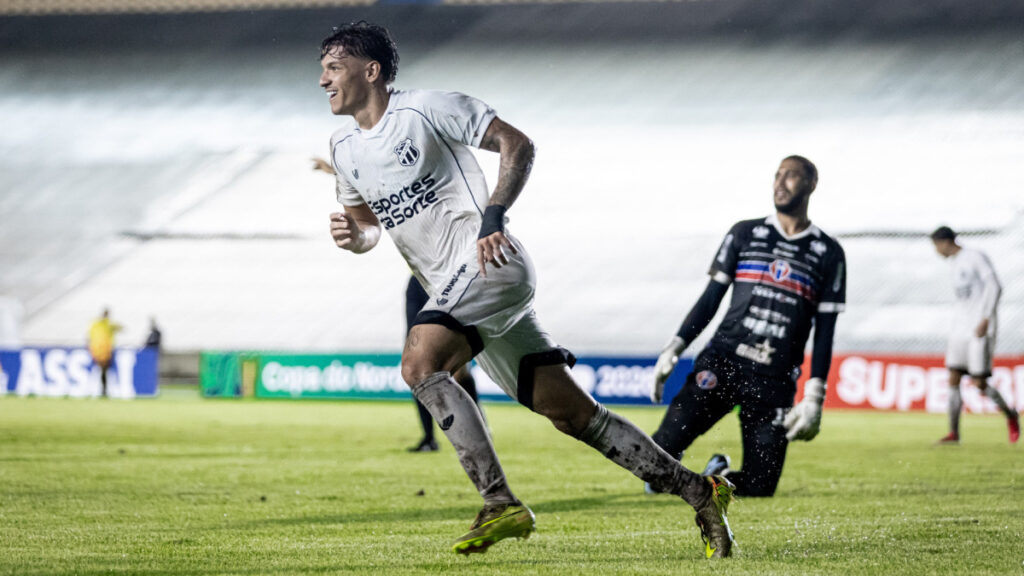Lucca ganha nova chance como titular no Ceará após boa atuação na Copa do Nordeste