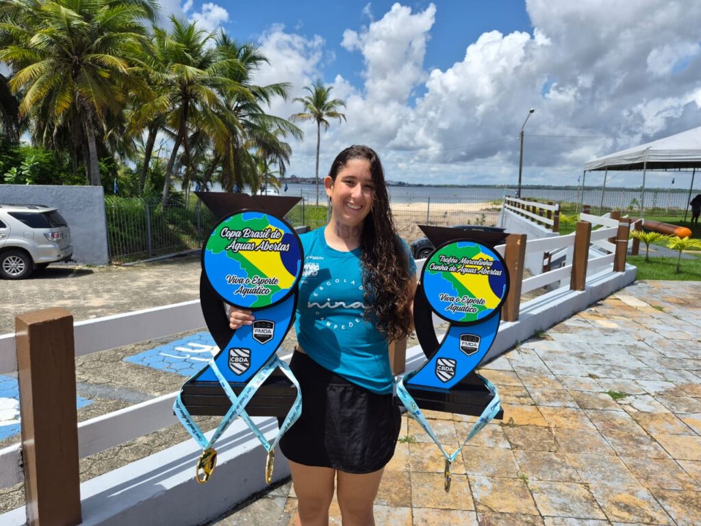 Sofia Duailibe Brilha com Sete Medalhas em Competições Nacionais de Natação