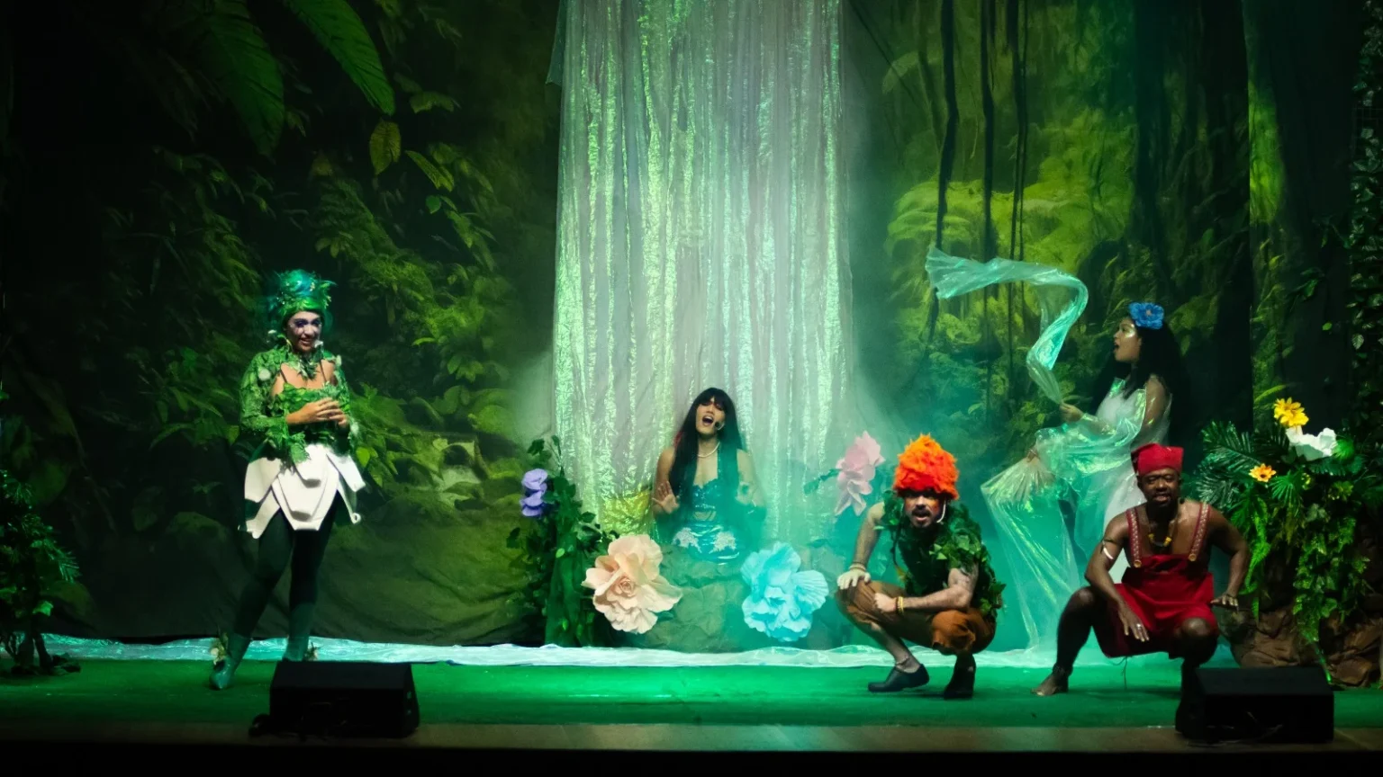 Projeto teatral em São Luís atrai 1260 espectadores e destaca preservação ambiental Projeto teatral em São Luís atrai 1260 espectadores e destaca preservação ambiental